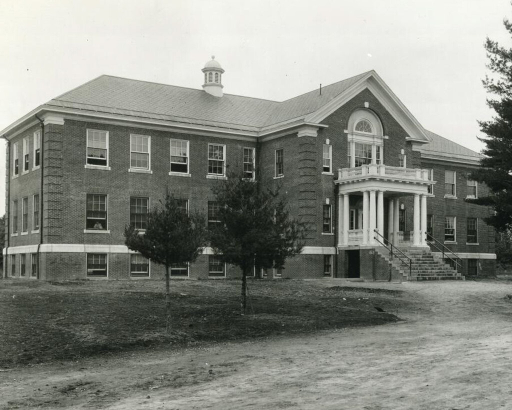 Miniature of Pineland Center