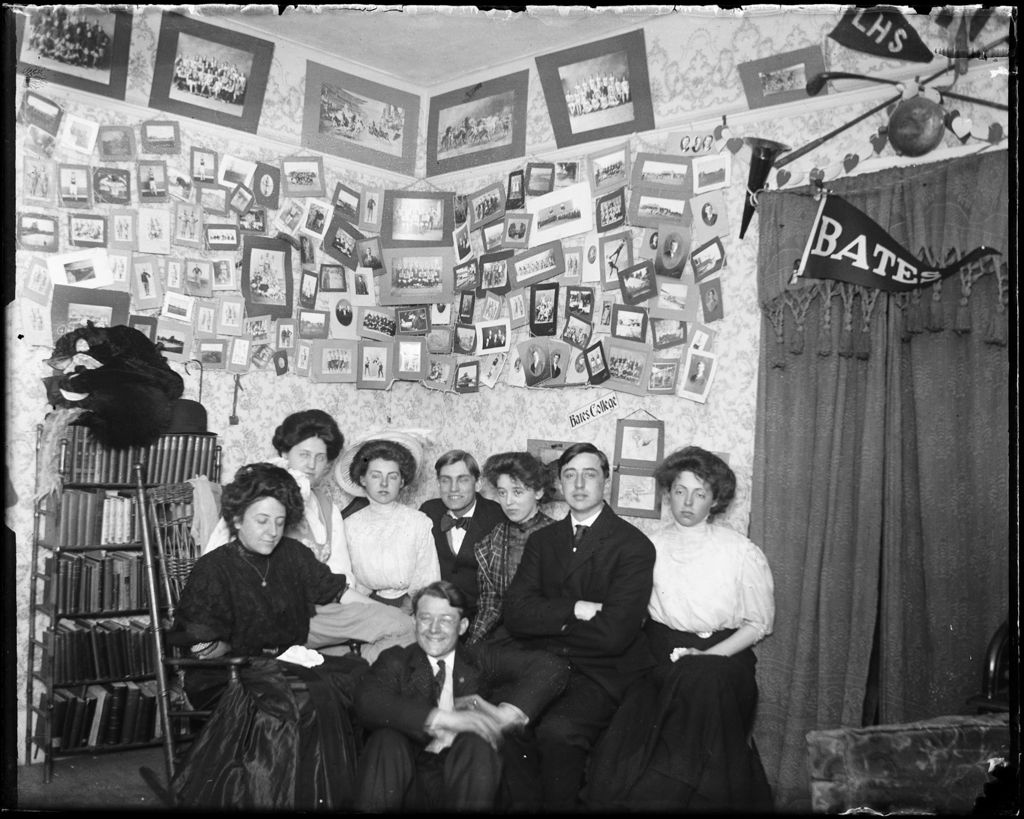 Miniature of Group Of Students In A Dorm Room, Bates College