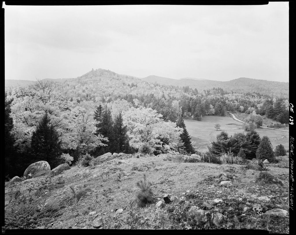 Miniature of Nice Mountain View In Albany