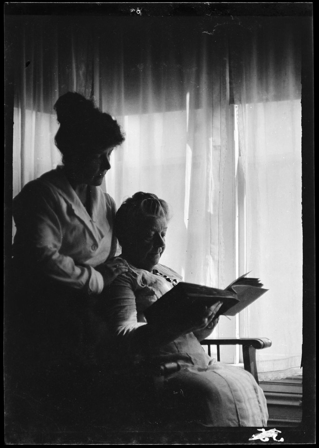 Miniature of Genre- Ma (French) And Mabel Indoors Portland