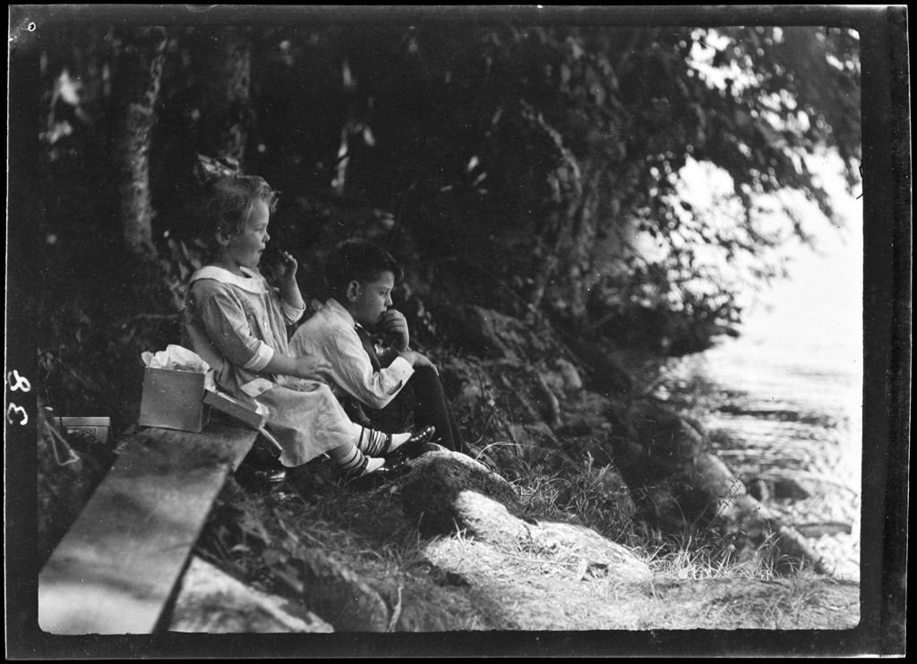 Miniature of Tots- Don And Barb Sit Outdoors Eating Lunch