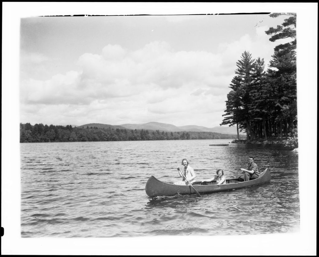 Miniature of A Family Canoeing At Brown's Camps