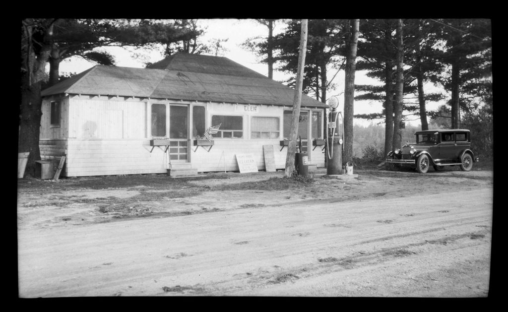 Miniature of Store, Gas Pumps And A Car At Indian Glen