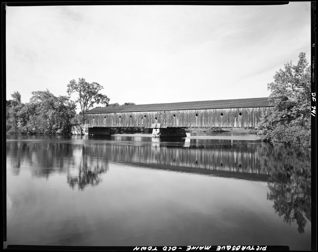 Miniature of Full View Of Covered Bridge With River In Foreground At Old Town